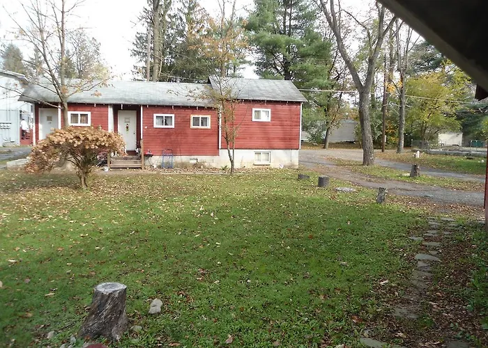 Flower Field Inn And Cottages