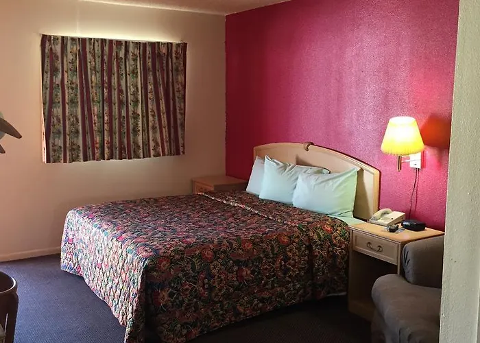 Avalon Motel