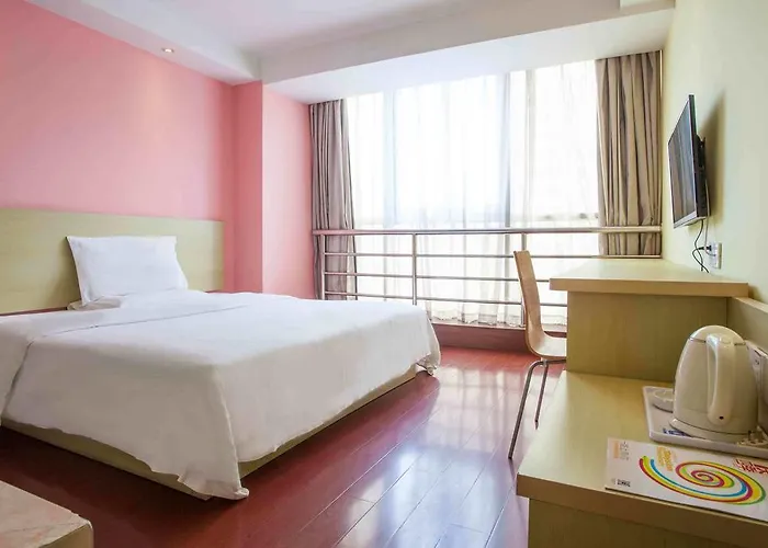 7Days Inn Urumqi Yan An Road Branch