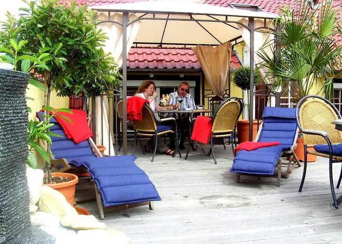Cleo'S Hotel Kallstadt