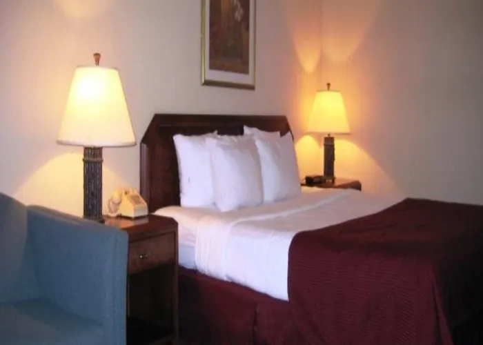 Clarion Inn Fayetteville
