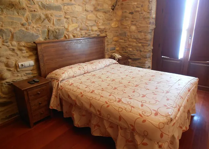 Hostal Virgen De La Encina