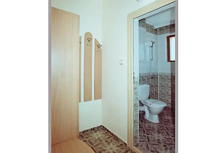 Семеен Хотел Апарт