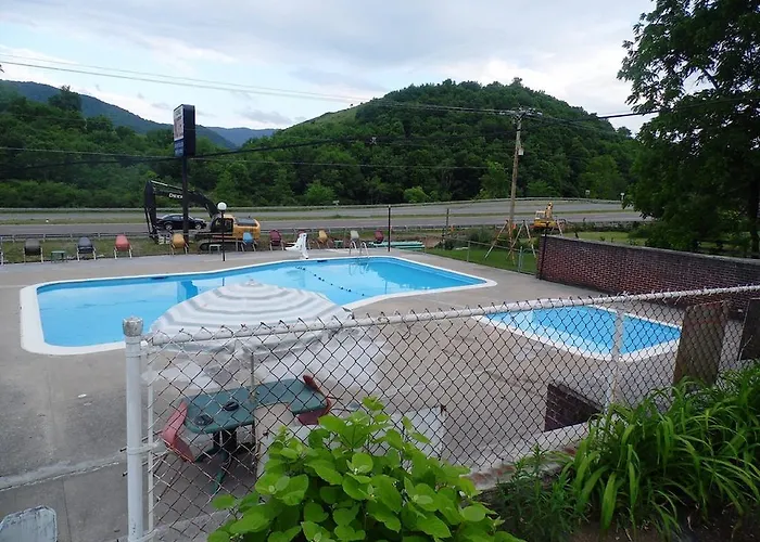 Tazewell Motel