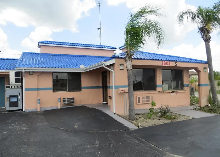Budget Inn