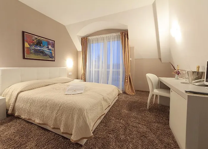 Agusta Hotel, Garden & Spa