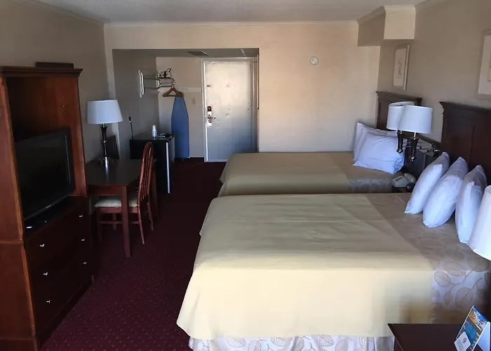Sea Hawk Motel