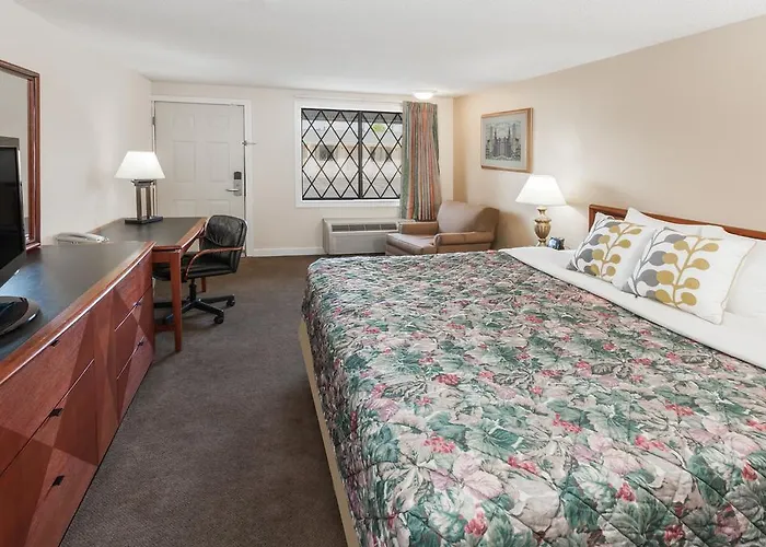 Knights Inn Lafayette