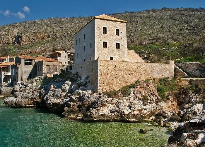 Mavromichalai
