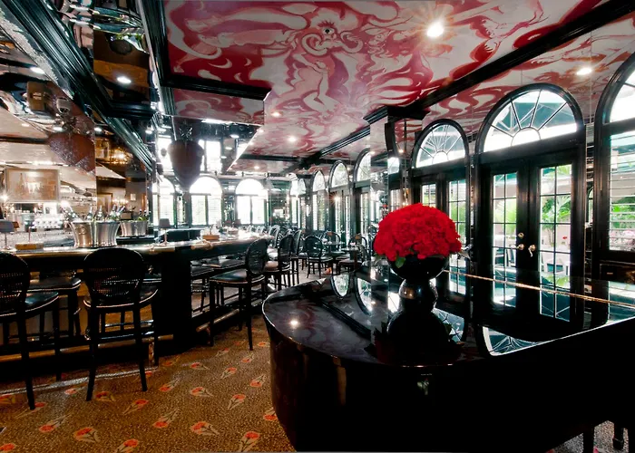 The Chesterfield Hotel Palm Beach