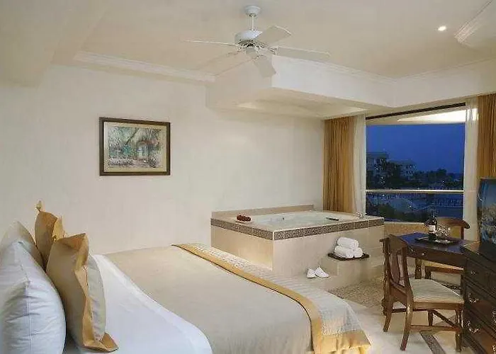 Aventura Cove Palace