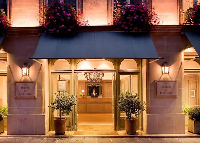 Hôtel De l'Arcade Paris