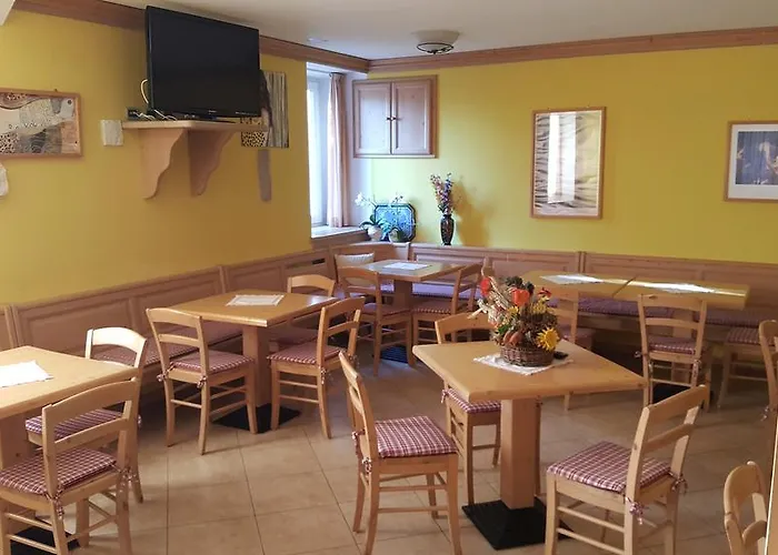 Hotel Romanda