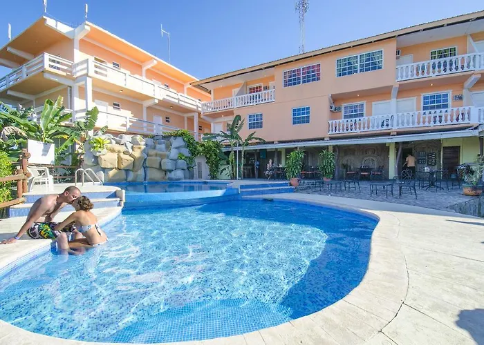 Cahal Pech Village Resort