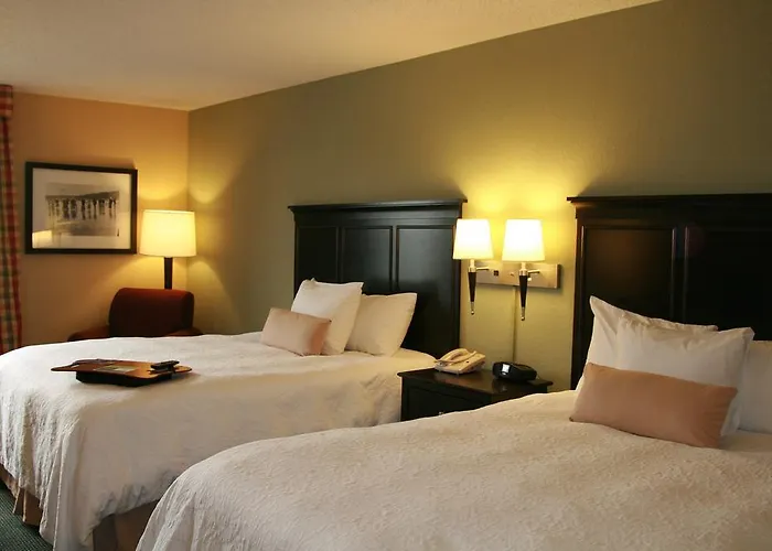 Hampton Inn On The Lake