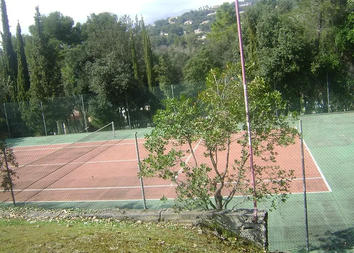 Le Mas D'Artigny & Spa