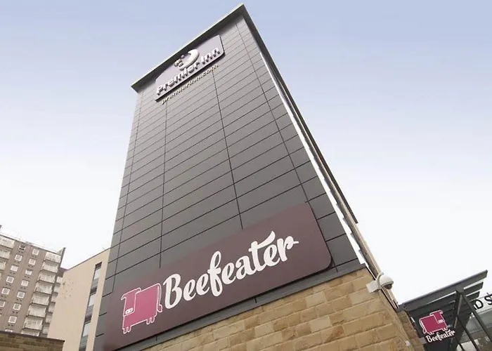 Premier Inn Halifax Town Centre