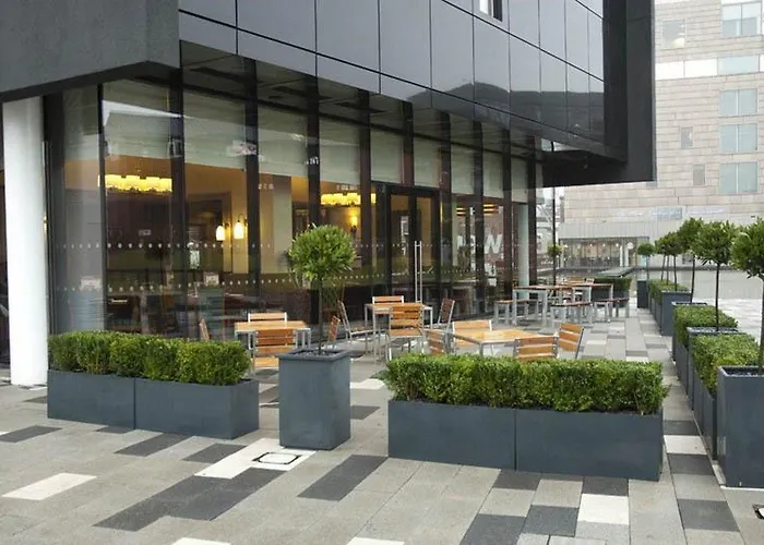 Premier Inn Walsall Town Centre