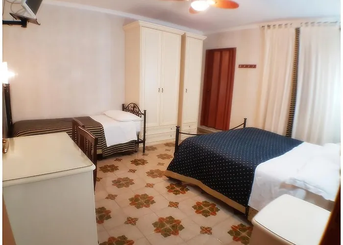 Hotel Pisani