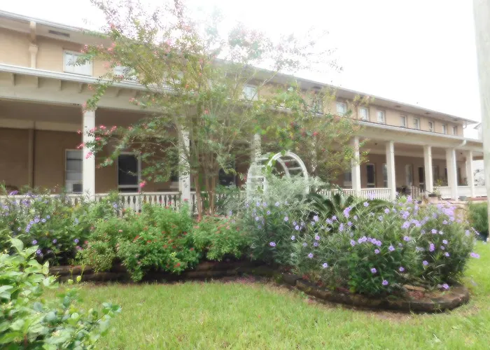 Cassadaga Hotel And Spiritual Center