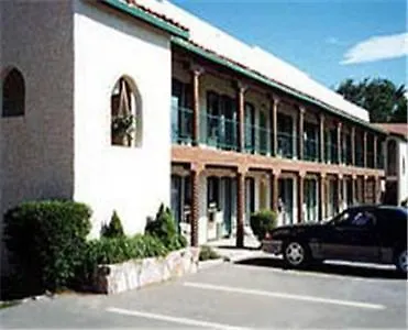 Taos Motel And Rv Park