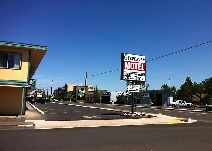 Greenway Motel