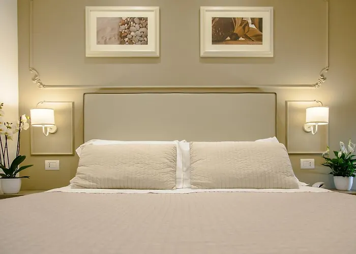 Hotel Ambassador