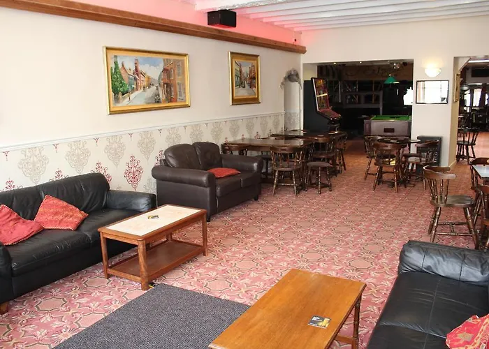 Middlegate Hotel