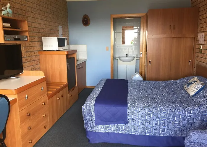 Whale Fisher Motel