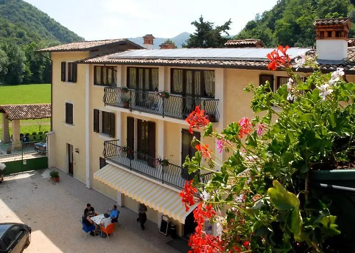 Agriturismo Rocca Dei Marchesi Sabbio Chiese