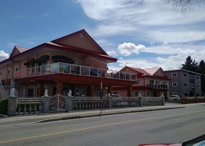Slumberlodge Hotel