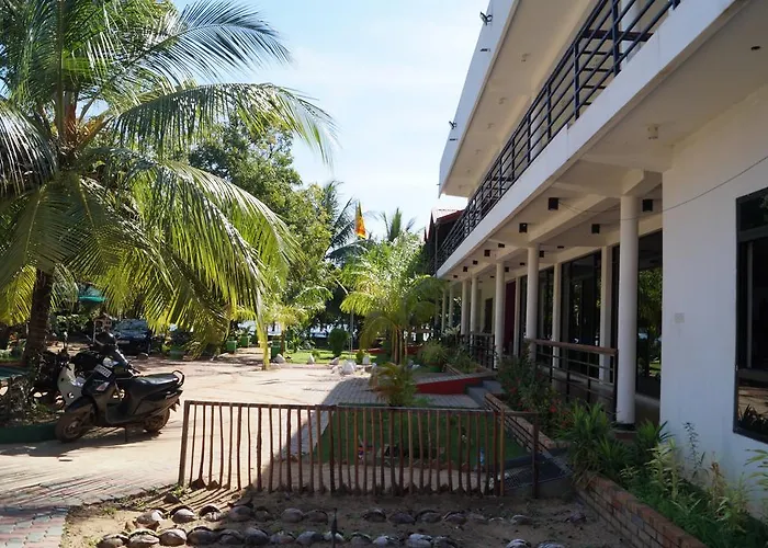 New Sunrise Hotel