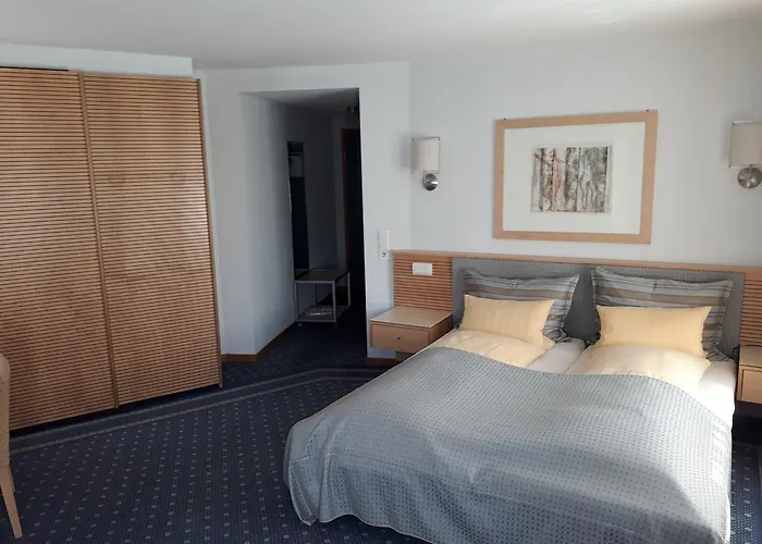 City Hotel