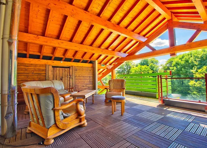 Logis Hotel Restaurant Le Chalet Du Mont Roland
