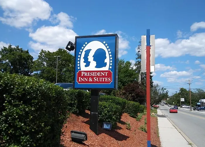 President Inn & Suites