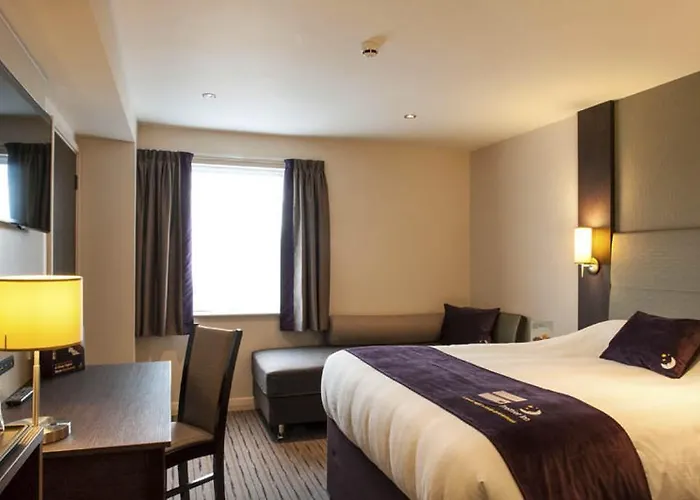 Premier Inn Southampton West