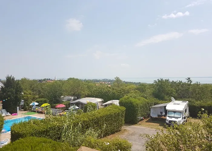 Mandel Camping