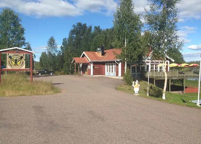 Johannisholm Camping & Lodge