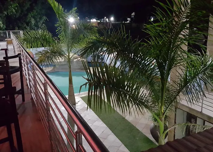 Pamo Hotel And Restaurants
