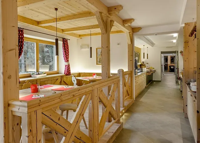 Hotel Garni Lastei
