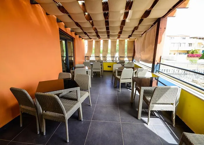 Vivi Hotel