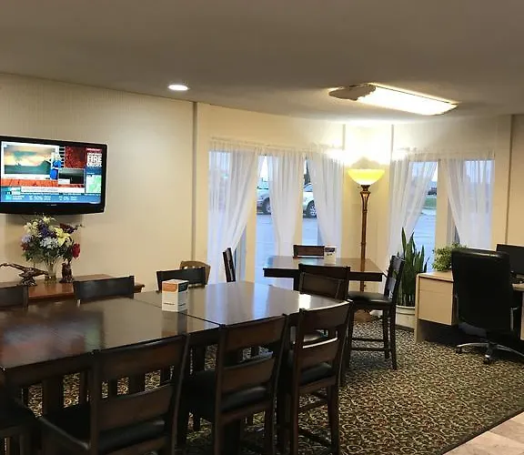 Econo Lodge Mcpherson
