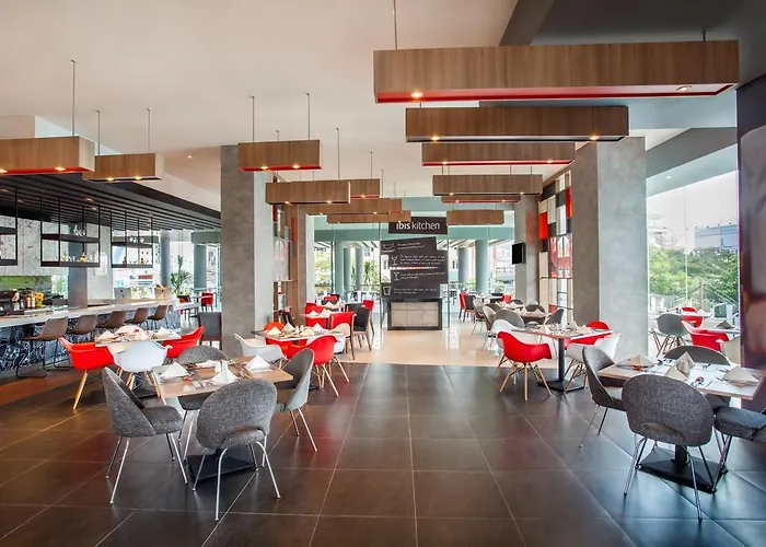 Ibis Manado City Center Boulevard
