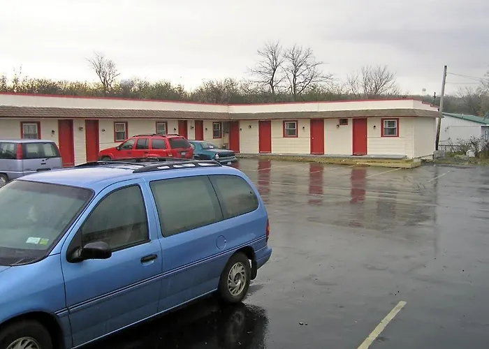 Watertown Budget Inn