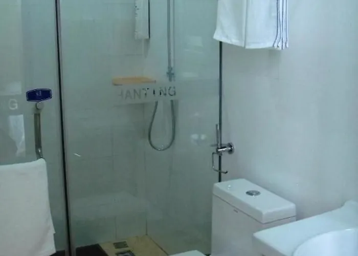 Hanting Hotel Wuhan University