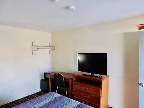 Shangri-La Motel