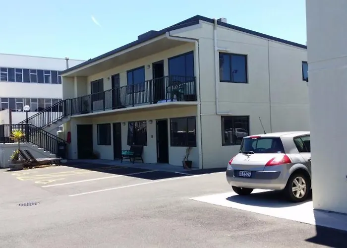 Abode On Courtenay Motor Inn