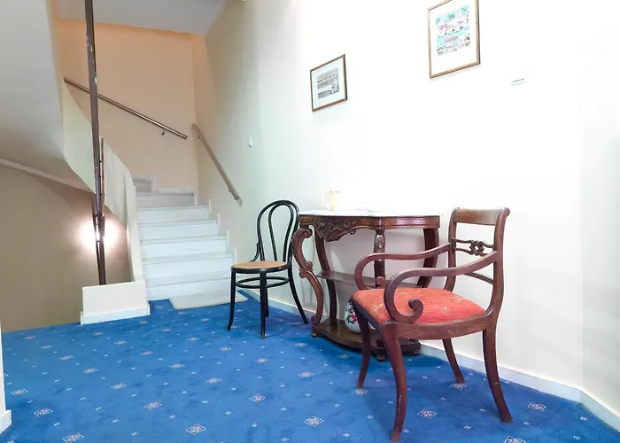 Alex Hotel