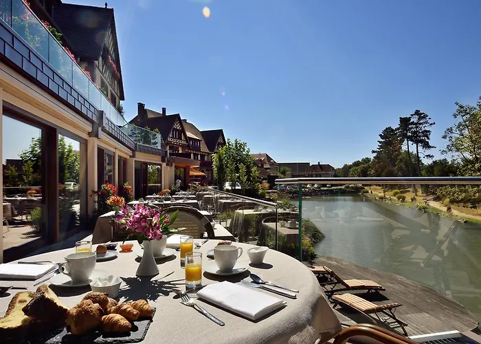 Hotel Spa Restaurant Domaine Du Moulin