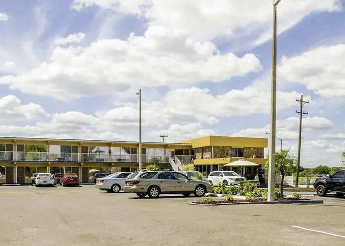 Lakeview Motel